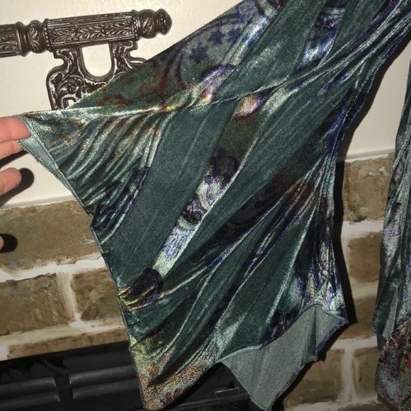 One World Lady’s Cardigan NWOT Size Medium - Picture 4 of 8